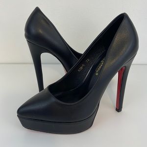 Pointed Toe High Heel